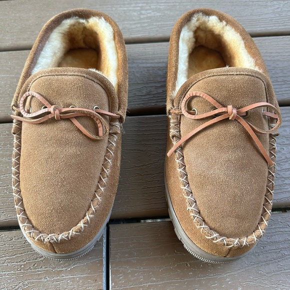New Men’s “Raindance Naked” Sheepskin Line Chestnut Moccasin - Picture 9 of 9